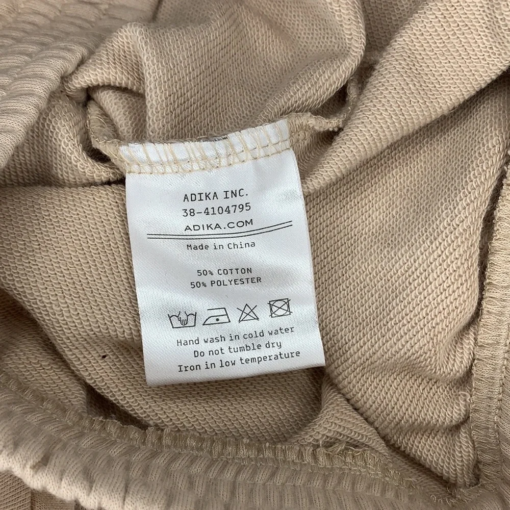 ADIKA Light Pink Beige Cargo Joggers- Size Small. NWT
